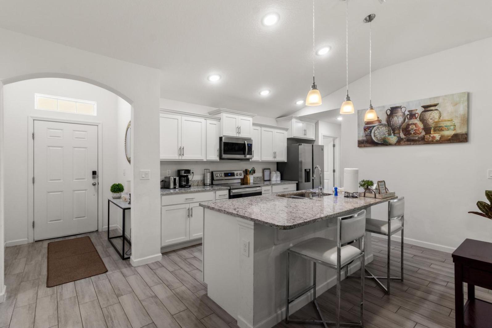 Cozy 4 Bedrooms New Construction Home Пойнсиана Экстерьер фото